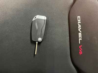 Ducati Diavel V4 2023