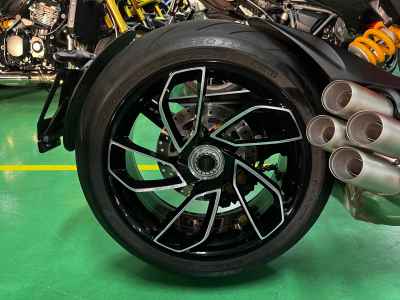 Ducati Diavel V4 2023