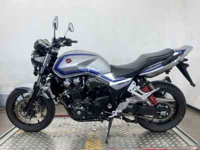 Honda CB1300SF 2023