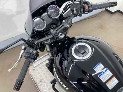 Kawasaki Z900RS Cafe 2025