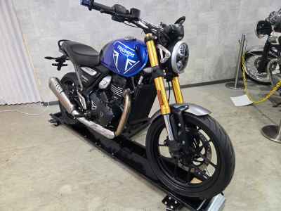 Triumph Speed 400 2024