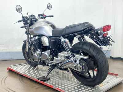 Honda CB1100RS 2021
