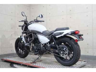 Kawasaki Eliminator 400 2023