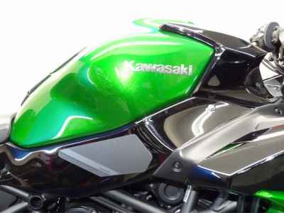Kawasaki Ninja H2 SX 2022