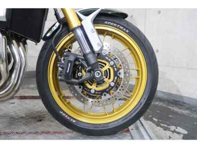 Kawasaki Z900RS 2024