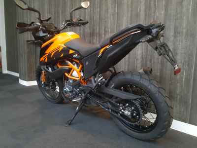 KTM 390 Duke