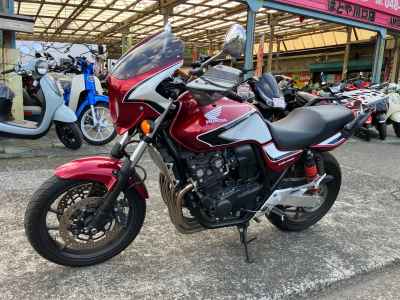 Honda CB400SF 2022