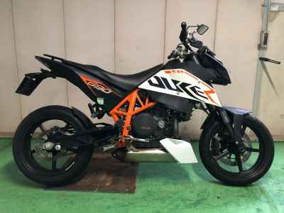 KTM 690 Duke