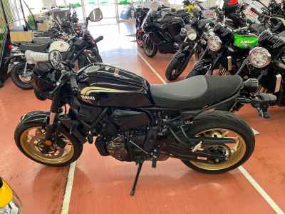 Yamaha XSR700 2023