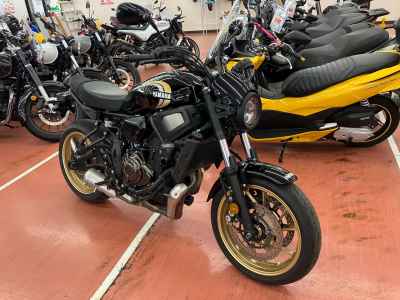 Yamaha XSR700 2023