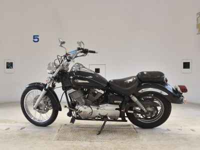 Yamaha XVS250 Drag Star