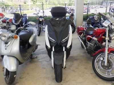 Yamaha XMAX 250