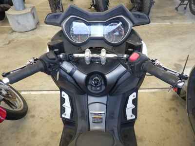 Yamaha XMAX 250