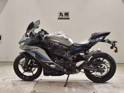 Kawasaki Ninja ZX-25R SE 2024