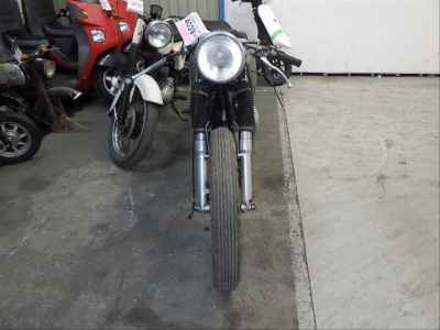 Kawasaki TRYTON 650