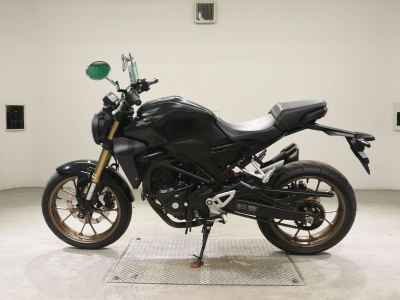 Honda CB250R 2019