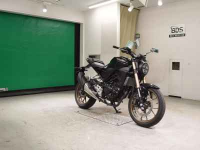 Honda CB250R 2019