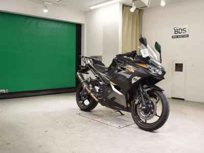 Kawasaki Ninja 400 2021