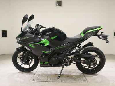 Kawasaki Ninja 400 2023