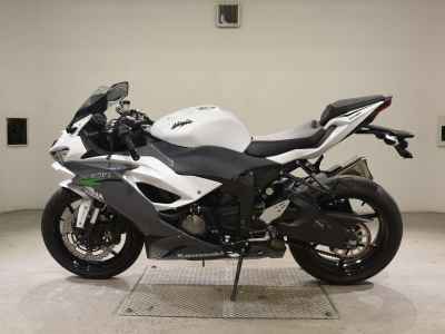 Kawasaki Ninja ZX-6R 2021