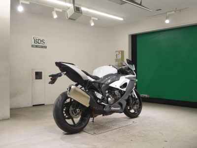 Kawasaki Ninja ZX-6R 2021