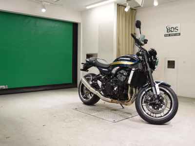 Kawasaki Z900RS 2022