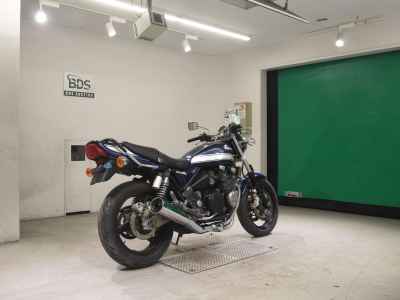 Kawasaki Zephyr 400 2006