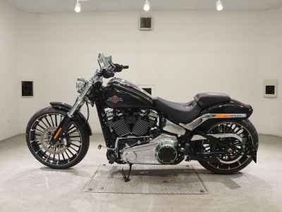 Harley-Davidson Breakout FXBR1920 2025
