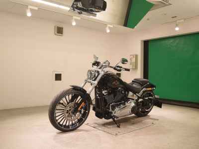 Harley-Davidson Breakout FXBR1920 2025