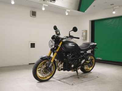 Kawasaki Z900RS SE 2025