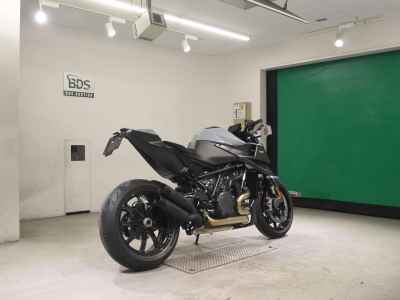 KTM 1290 Super Duke R 2026