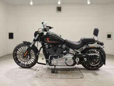 Harley-Davidson Breakout FXBR1920 2024