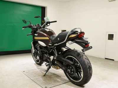 Kawasaki Z900RS 2025