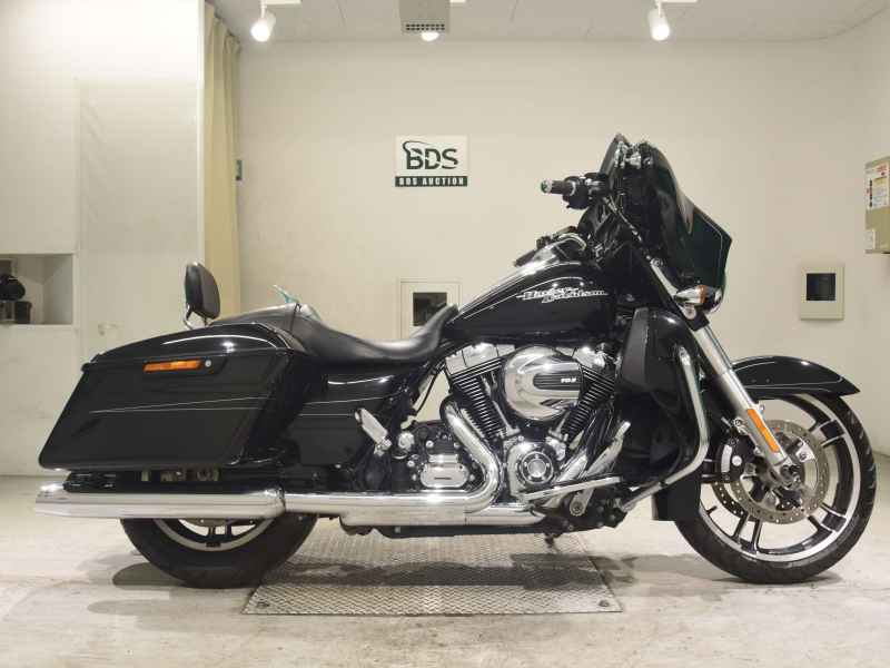 Harley-Davidson Street Glide FLHXS1690 2015