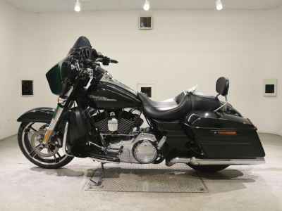 Harley-Davidson Street Glide FLHXS1690 2015