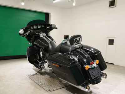 Harley-Davidson Street Glide FLHXS1690 2015