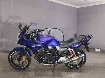 Honda CB400 Super Boldor 2014