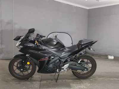 Yamaha YZF-R3 2018