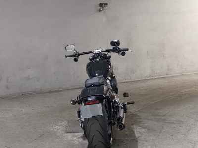 Harley-Davidson Breakout FXBRS1870 2022