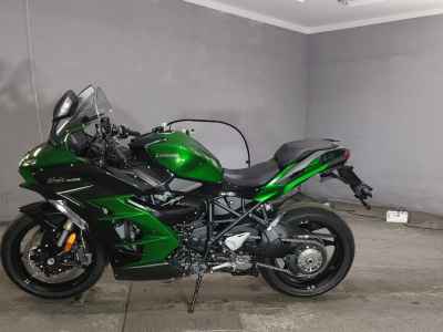 Kawasaki Ninja H2 SX 2023