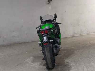 Kawasaki Ninja H2 SX 2023