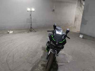 Kawasaki Ninja 7 Hybrid 2025