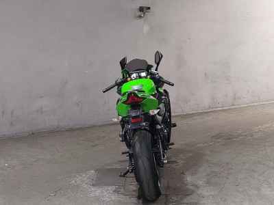Kawasaki Ninja ZX-25R KRT Edition 2021