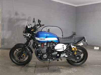 Yamaha XJR1300C 2015