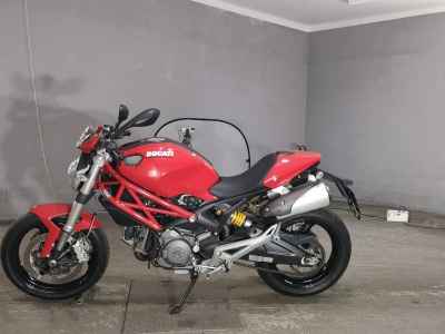 Ducati Monster 696 2010