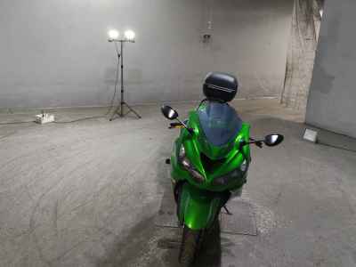 Kawasaki Ninja ZX-14R 2014