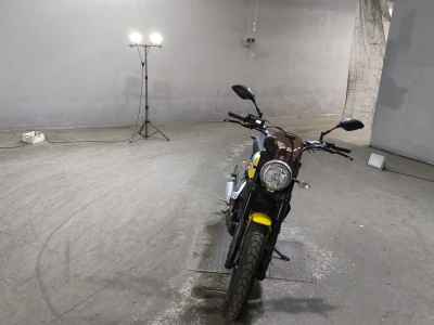 Ducati Scrambler Icon 2015
