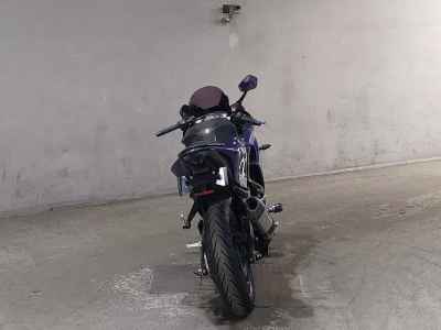 Yamaha MT-25