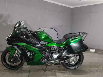 Kawasaki Ninja H2 SX 2018
