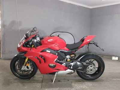 Ducati Panigale V4S 2021